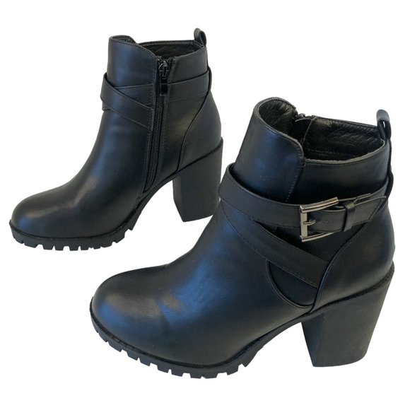 TOP Moda Shoes - Top Moda Chunky Block Heel Lug Sole Zipper Closure Ankle Boots Womens Sz 9